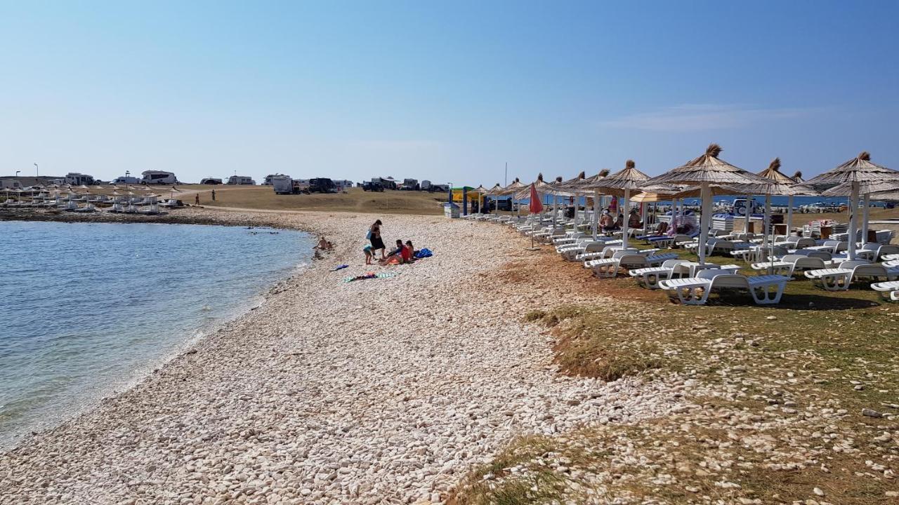Apartmani Sunce I More Premantura Zewnętrze zdjęcie