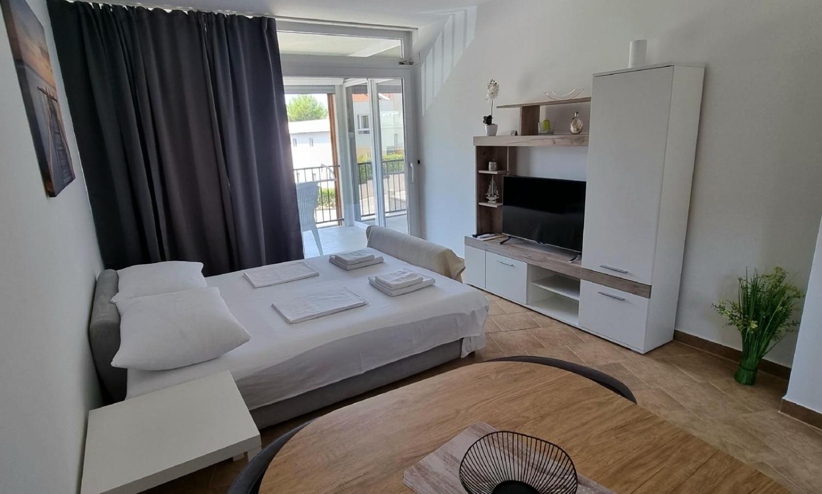 Apartmani Sunce I More Premantura Zewnętrze zdjęcie